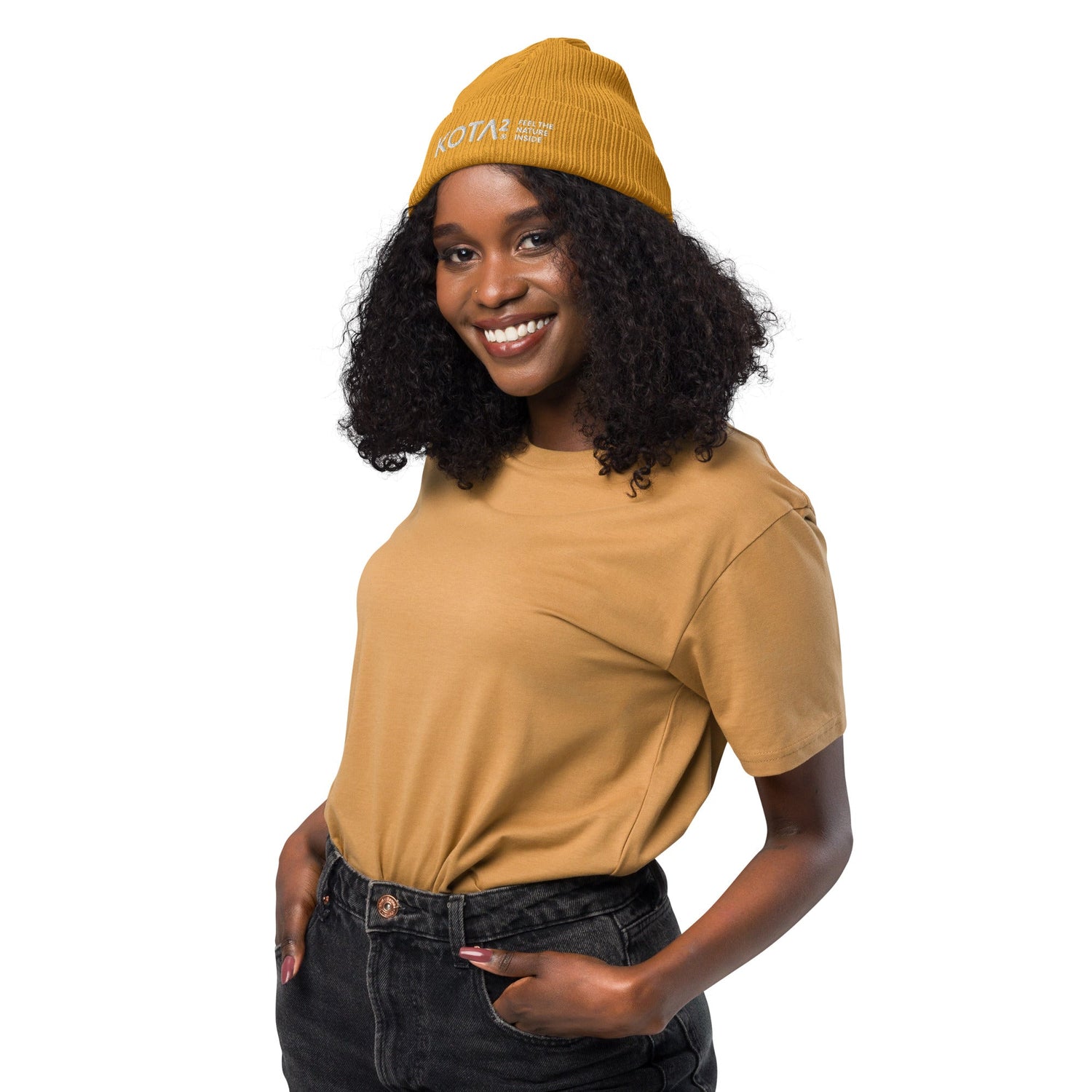 Accessories, hats and bags